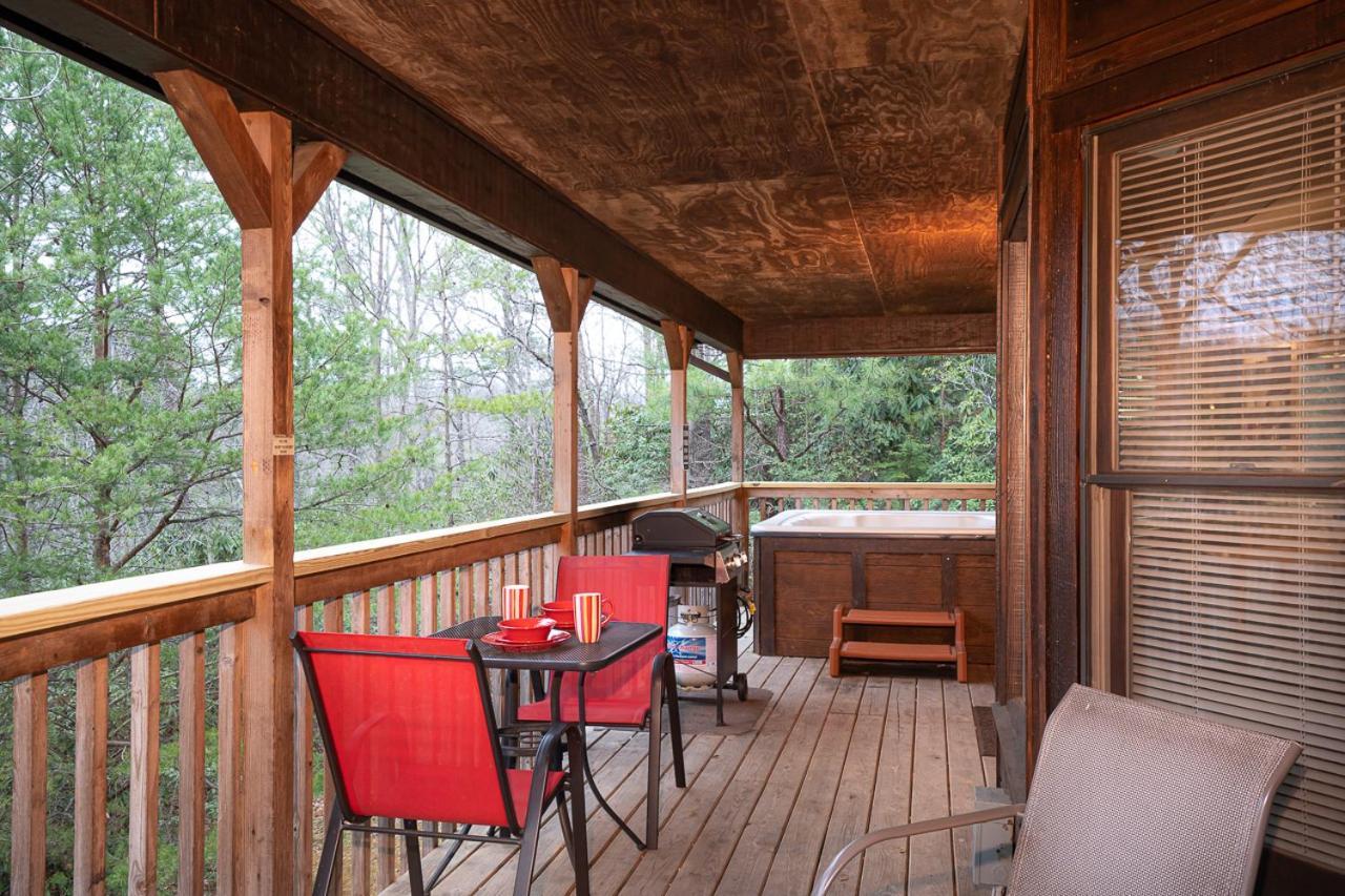 Secluded Sunset By Stony Brook Cabins Gatlinburg Exterior foto